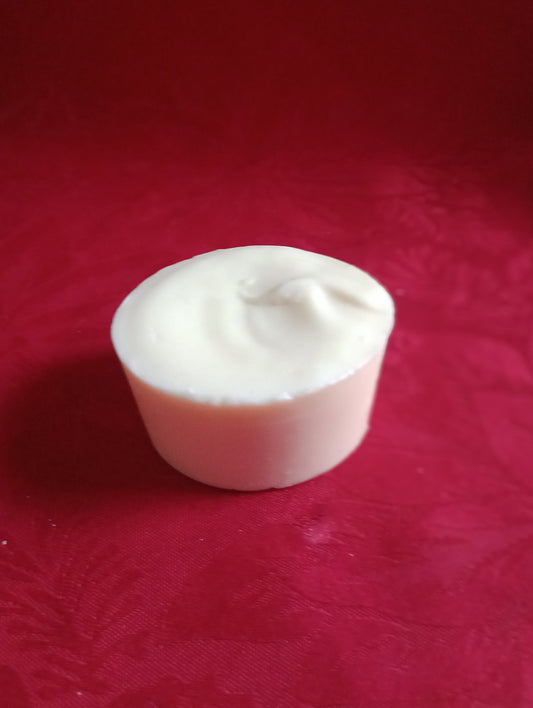 Small Soap with Eucalyptus & Lavender (100% pure essential oils)